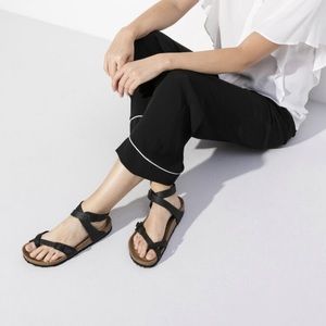 Birkenstock | Yara Birko-Flor Strappy Black Sandal | Size 39 US 8.5
